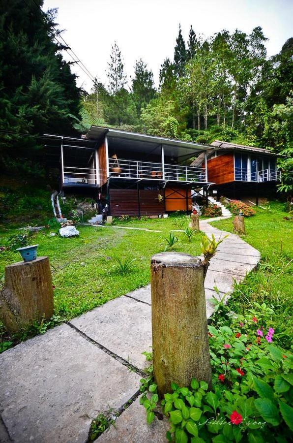 J Residence Kundasang Exterior photo